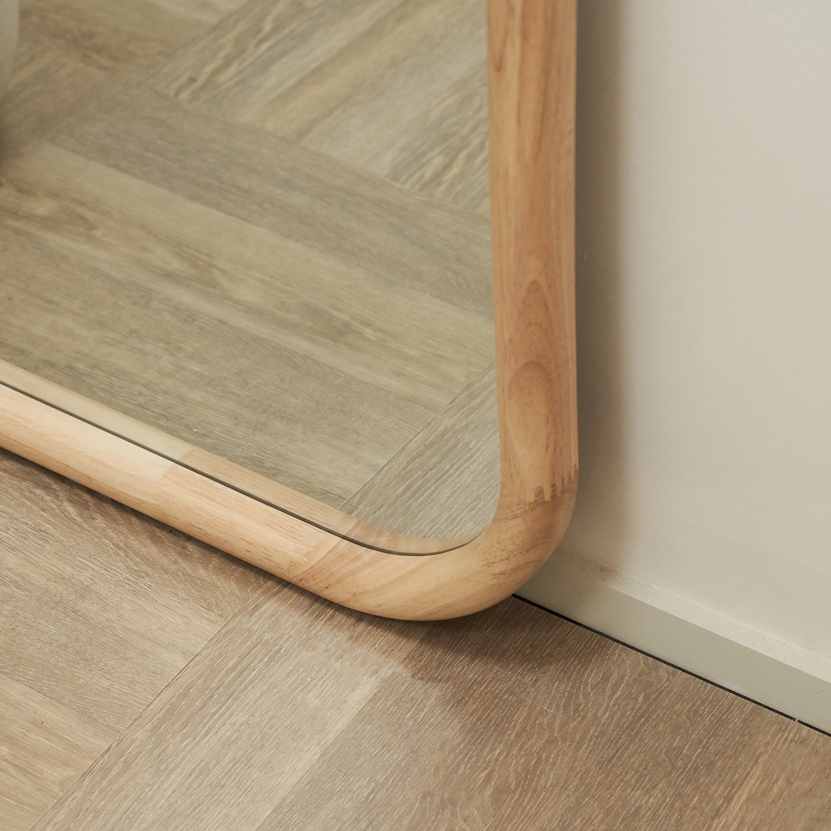 Aaliyah - Miroir Irrégulier Pleine Longueur en Bois Clair de Paulownia - 180 cm x 80 cm Center Kasa