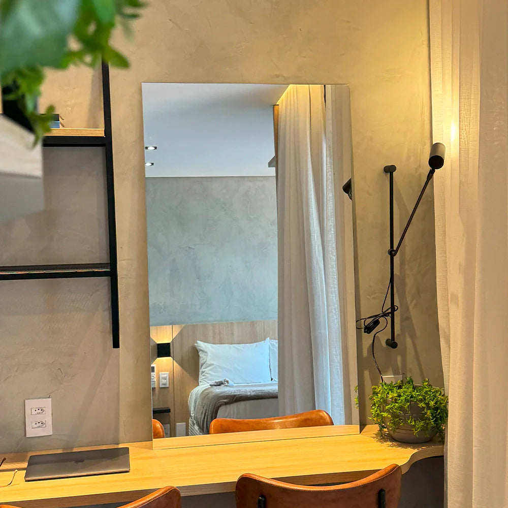 miroir rectangulaire étroit