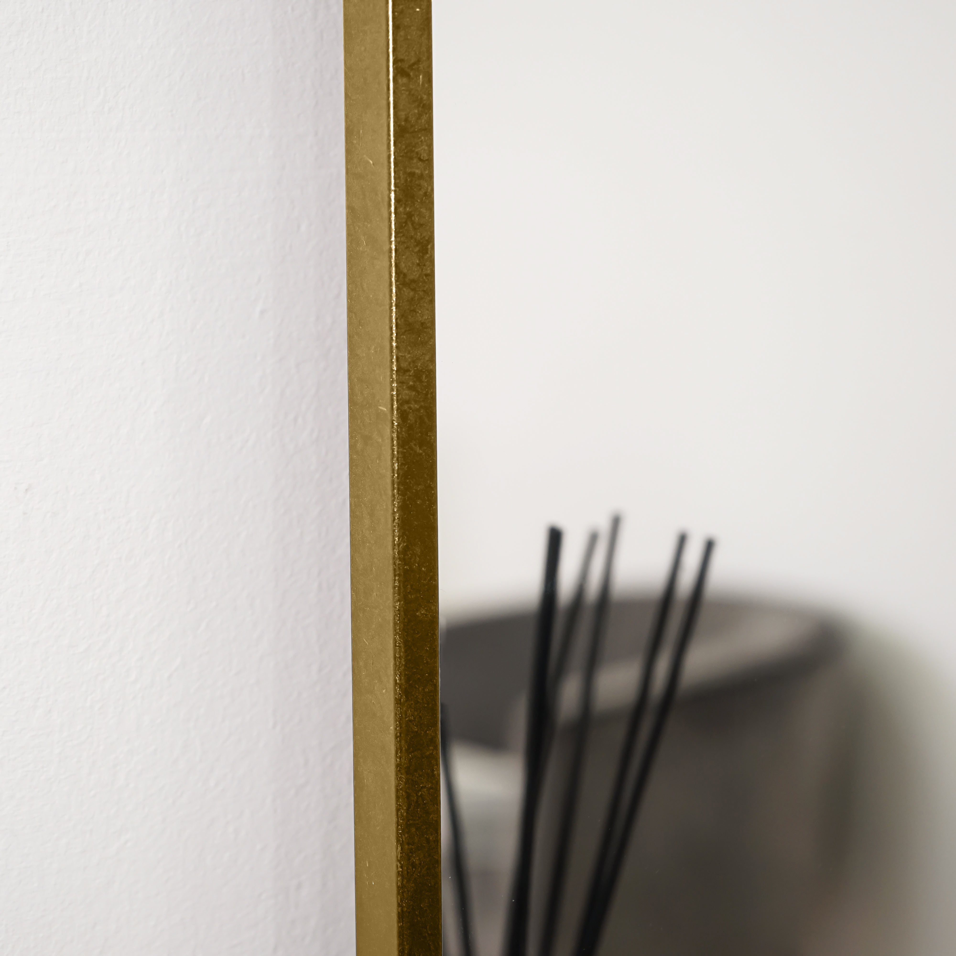 Miroir à Trumeau Arqué en Métal Doré - Design Minimaliste 120 cm x 90 cm Center Kasa