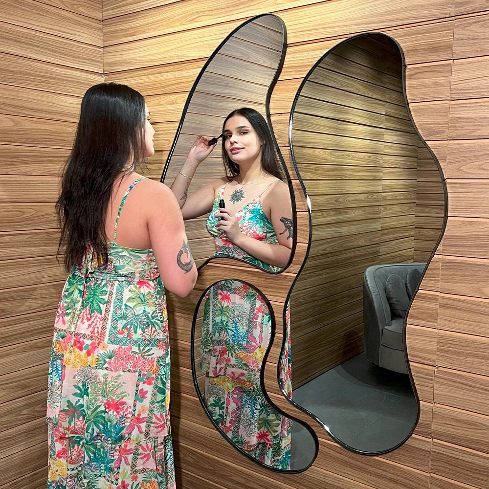 Trio de miroirs, composition nuageuse, 105 x 148 cm